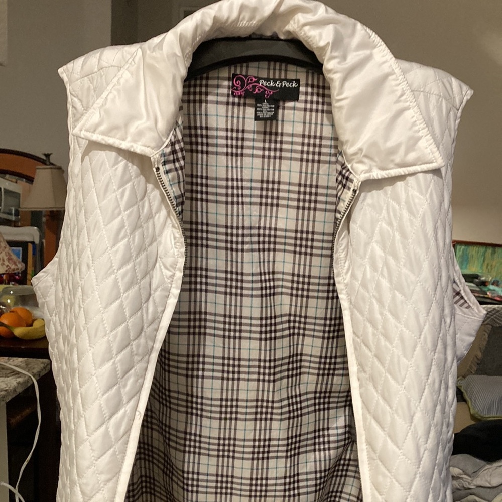 White vest